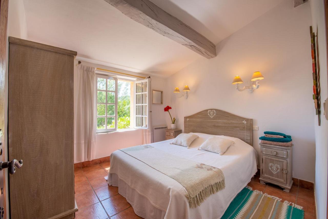 Bed and Breakfast Paradis Provencal Сент-Максім Екстер'єр фото